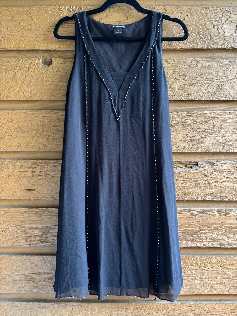 Club Monaco Women’s Black Beaded V-Neck Sleeveless Silk Dress